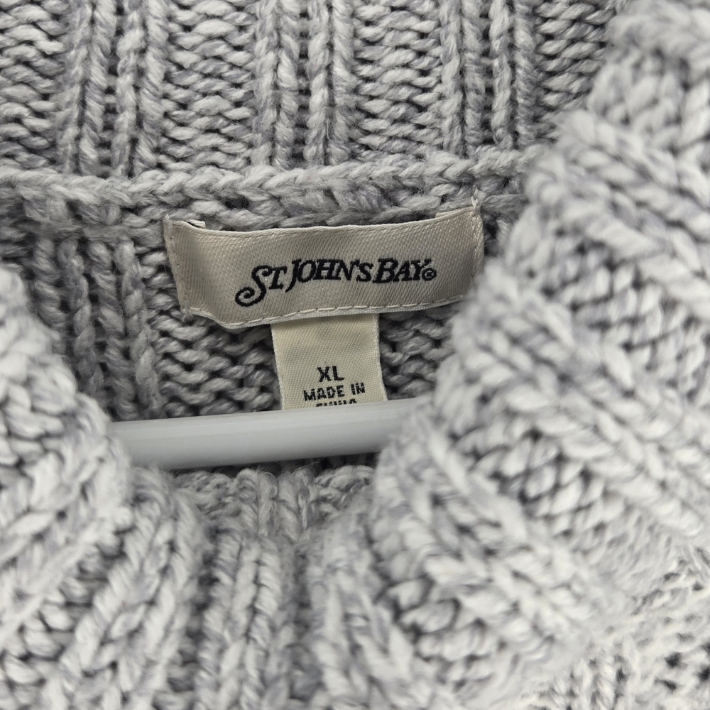 St. John's Bay Light Gray Turtleneck Sweater - Picture 4 of 7